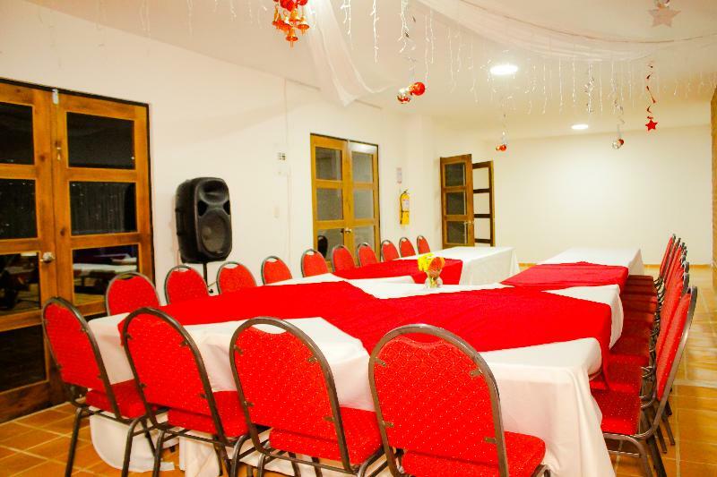 La Huerta Hotel Jiguales ภายนอก รูปภาพ