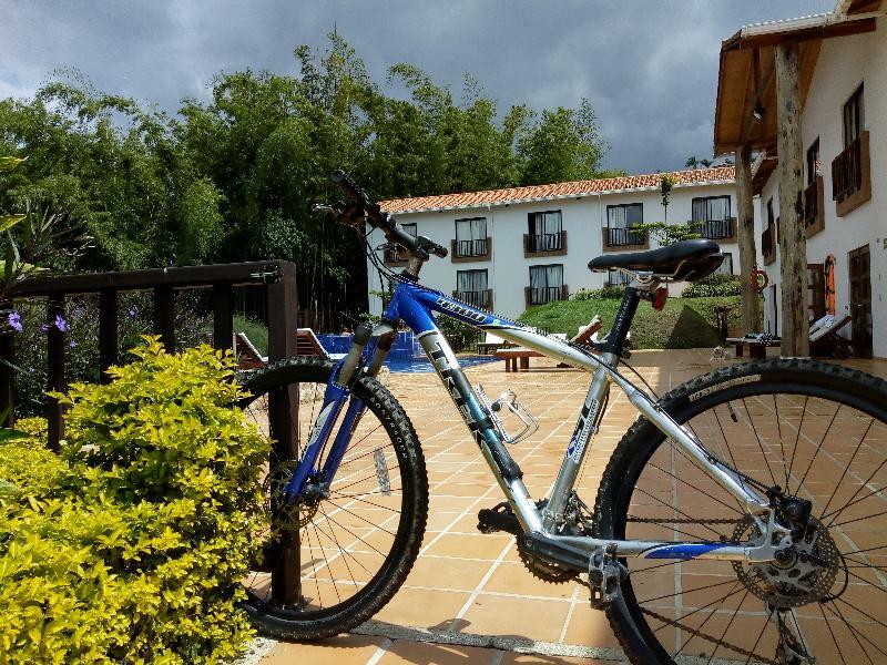 La Huerta Hotel Jiguales ภายนอก รูปภาพ