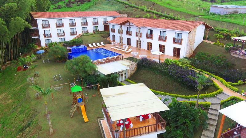 La Huerta Hotel Jiguales ภายนอก รูปภาพ